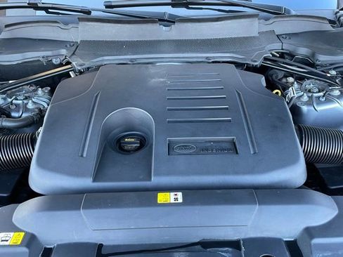 Used 2021 Land Rover Range Rover Sport HSE Silver Edition image 33