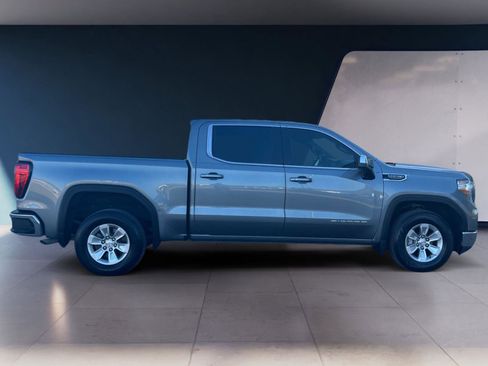 Used 2020 GMC Sierra 1500 SLE w/ SLE Value Package image 6