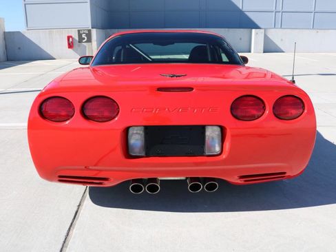 Used 2001 Chevrolet Corvette Z06 w/ Memory Pkg image 21