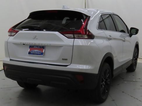 New 2025 Mitsubishi Eclipse Cross LE image 3