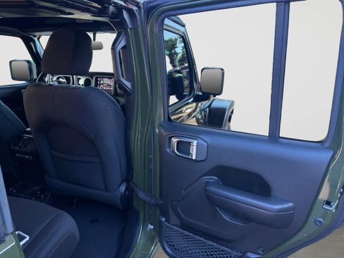 Used 2020 Jeep Wrangler Unlimited Sport S AWD/4WD image 17