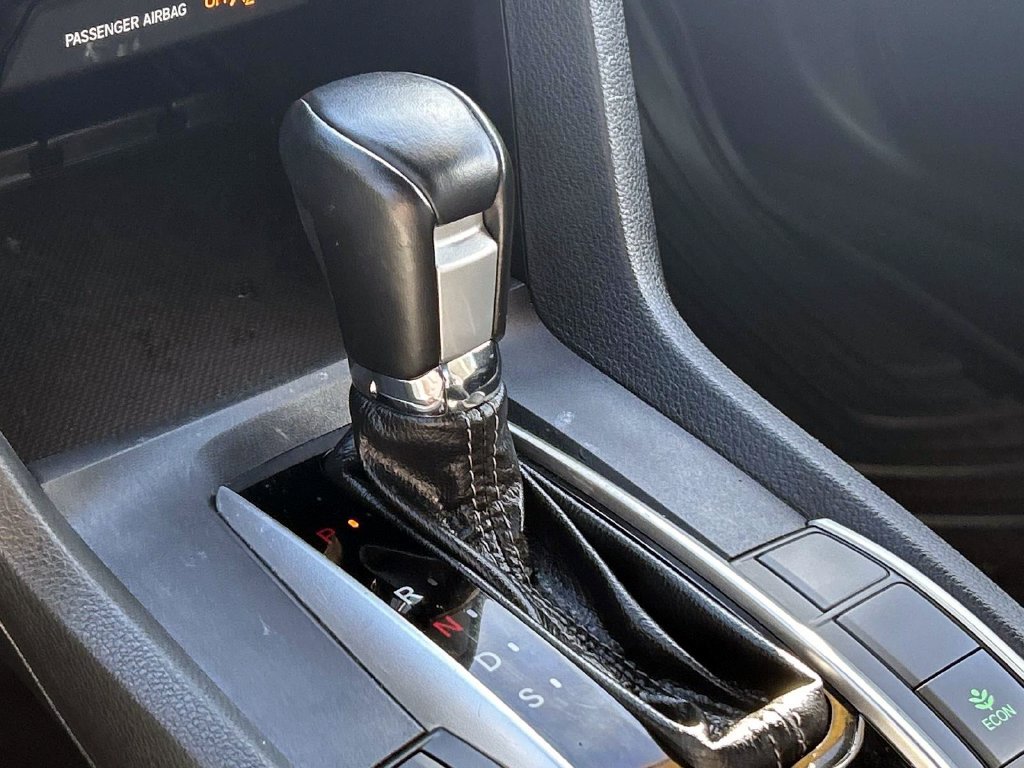 Used 2020 Honda Civic Sport image 24