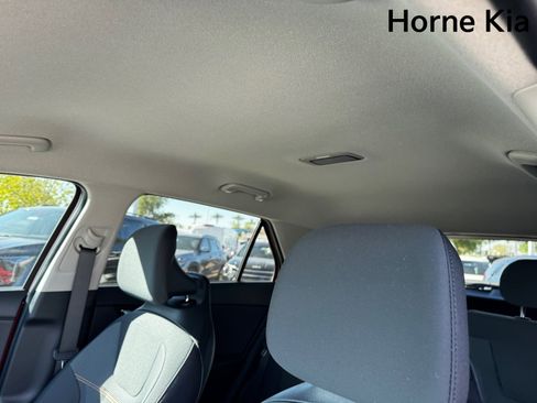 New 2026 Kia Niro LX FWD image 17