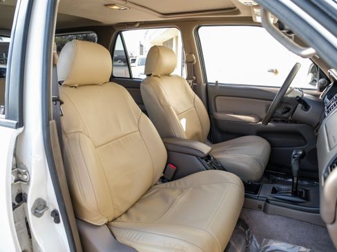 Used 1998 Toyota 4Runner Limited image 28