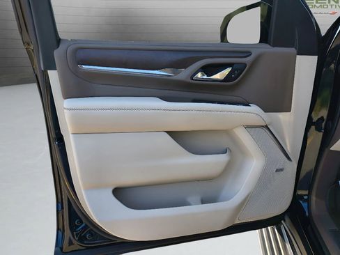 Used 2021 GMC Yukon Denali w/ Denali Ultimate Package image 17