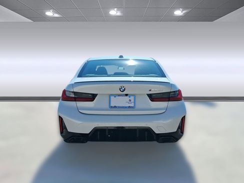 Used 2026 BMW M340i image 9