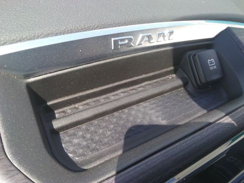 New 2025 RAM 2500 Laramie image 26