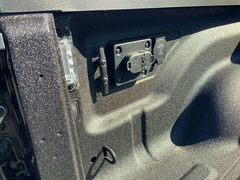 New 2026 RAM 2500 Limited w/ Bed Utility Group image 9