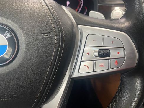 Used 2021 BMW 750i xDrive 750i xDrive w/ Executive Package image 10