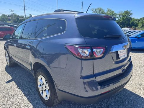 Used 2013 Chevrolet Traverse LS FWD image 4