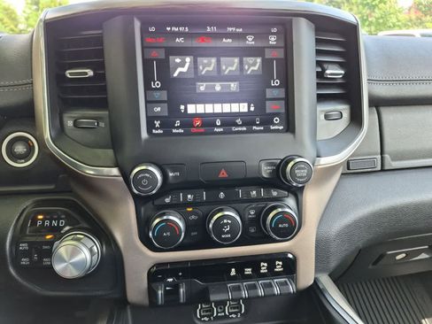 Used 2020 RAM 1500 Laramie AWD/4WD image 27