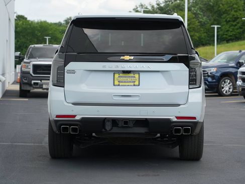 Certified 2026 Chevrolet Suburban High Country w/ Sun And Tow Package AWD/4WD image 4