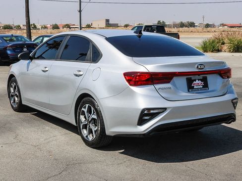 Used 2020 Kia Forte LXS FWD image 8