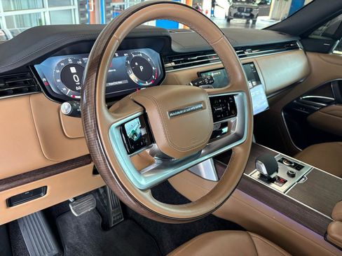 Used 2023 Land Rover Range Rover SE AWD/4WD image 18
