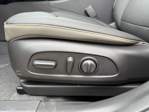 New 2026 Chevrolet Trax ACTIV FWD image 10