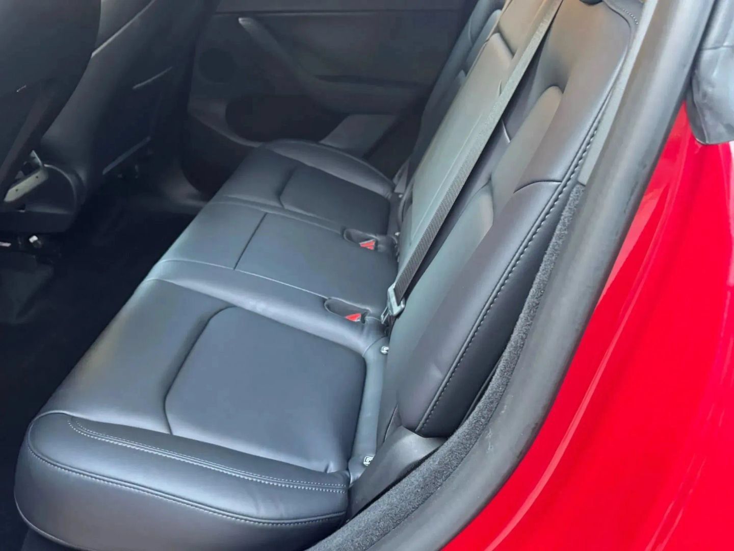 Used 2022 Tesla Model Y Long Range AWD/4WD image 10