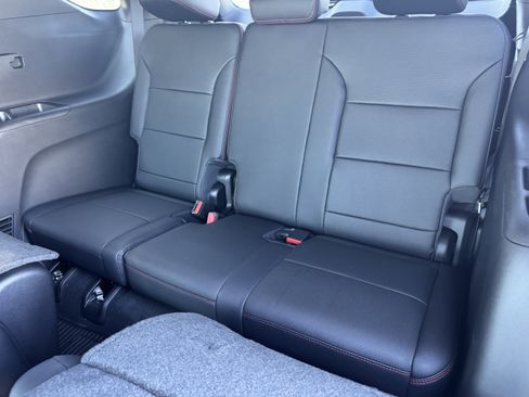 New 2026 Chevrolet Traverse RS w/ LPO, Floor Liner Package image 17