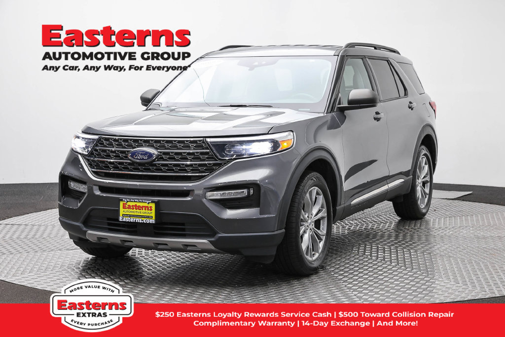 Used 2022 Ford Explorer XLT w/ Equipment Group 202A AWD/4WD image 1