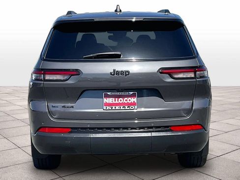 Used 2023 Jeep Grand Cherokee L Laredo AWD/4WD image 6