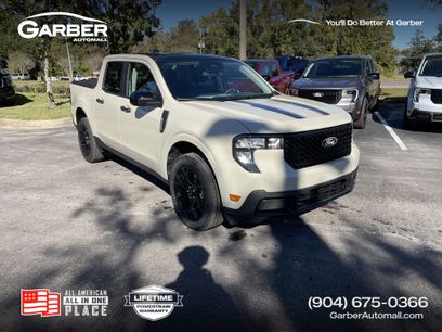 New 2025 Ford Maverick XLT w/ Black Appearance Package