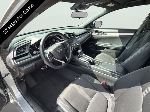 Used 2021 Honda Civic Sport image 10