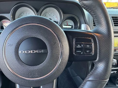 Used 2014 Dodge Challenger R/T image 37