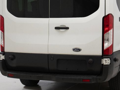 Used 2015 Ford Transit 350 XLT image 13