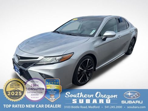 Used 2018 Toyota Camry XSE image 1