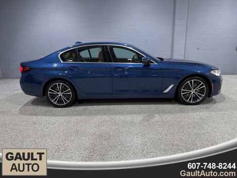 Used 2021 BMW 540i xDrive w/ Convenience Package image 2
