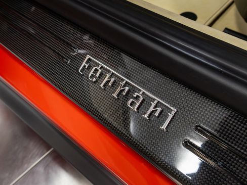 Used 2018 Ferrari 812 Superfast image 72