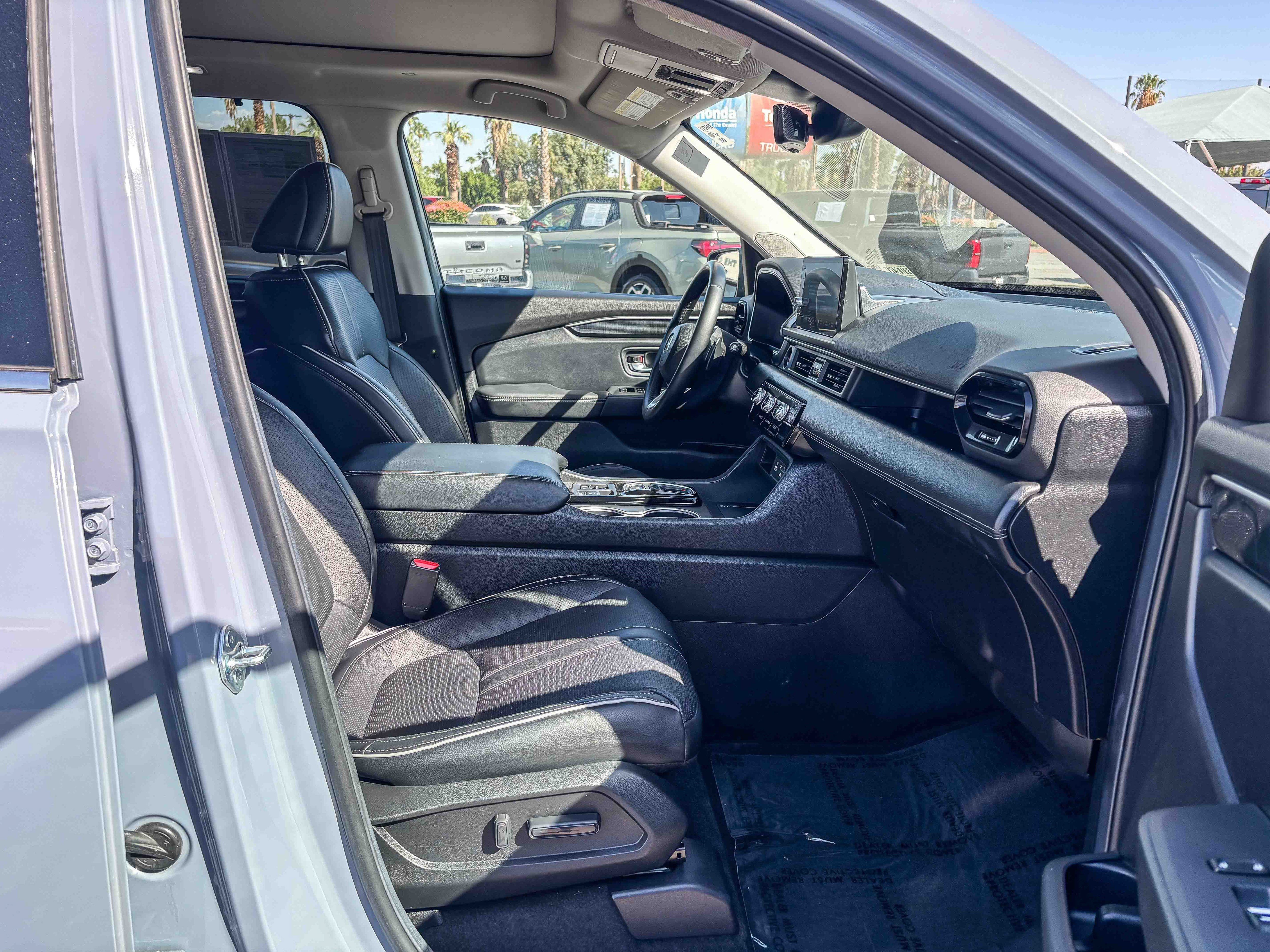 Certified 2025 Honda Pilot Elite image 18
