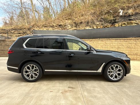 Certified 2026 BMW X7 xDrive40i image 7