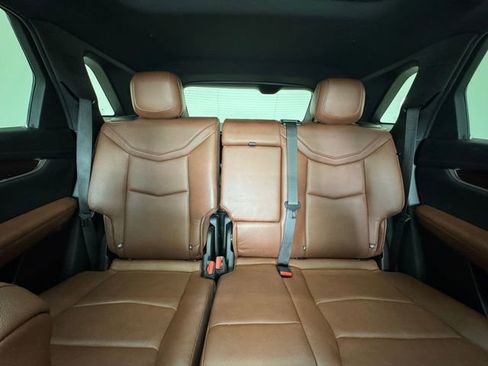 Used 2022 Cadillac XT5 Premium Luxury w/ Technology Package image 7