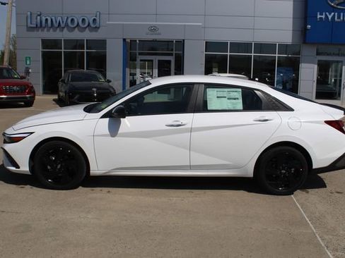 New 2026 Hyundai Elantra Sport FWD image 2