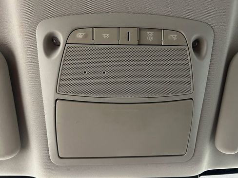 Used 2022 Nissan Rogue Sport SV image 29