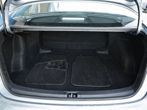 Used 2024 Toyota Corolla LE image 31