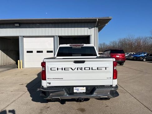 Used 2019 Chevrolet Silverado 1500 LTZ w/ LTZ Premium Package image 6
