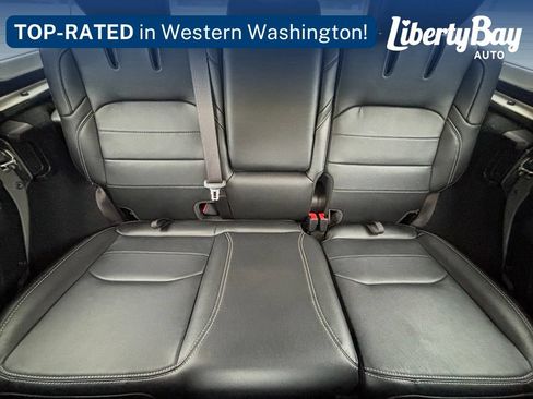 Used 2023 Jeep Wrangler Unlimited Sahara w/ Cold Weather Group AWD/4WD image 20