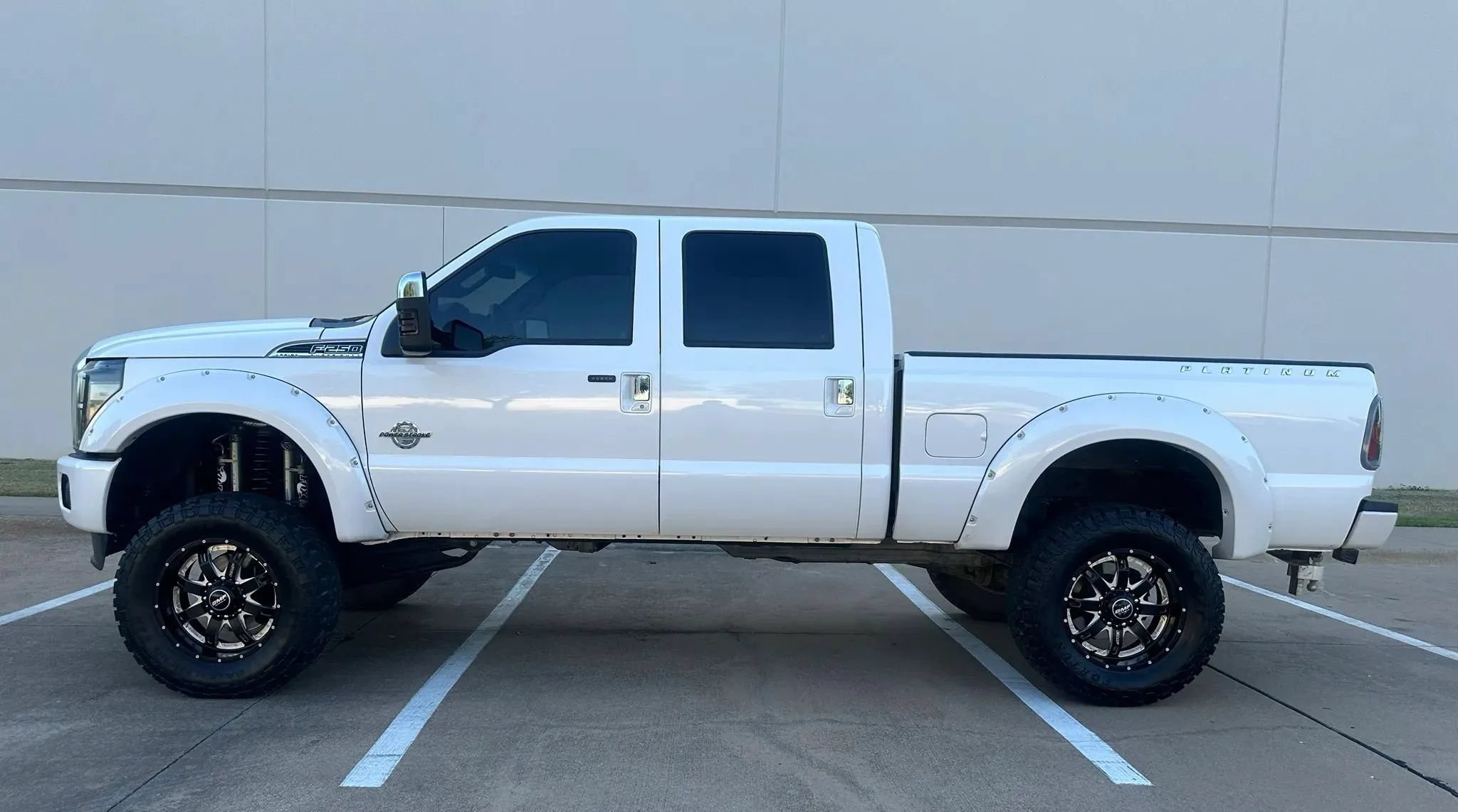 Used 2014 Ford F250 Platinum AWD/4WD image 1