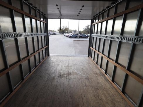 Used 2023 Ford E-350 and Econoline 350 Super Duty w/ Power Windows & Locks Group image 12