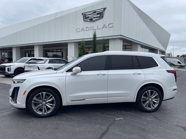 Used 2022 Cadillac XT6 Premium Luxury w/ Technology Package FWD image 26