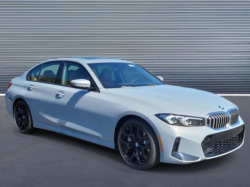 New 2026 BMW 330i Sedan w/ M Sport Package image 2