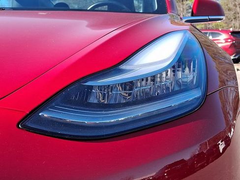 Used 2018 Tesla Model 3 Long Range image 11