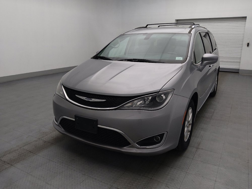 Used 2020 Chrysler Pacifica Touring-L FWD image 15