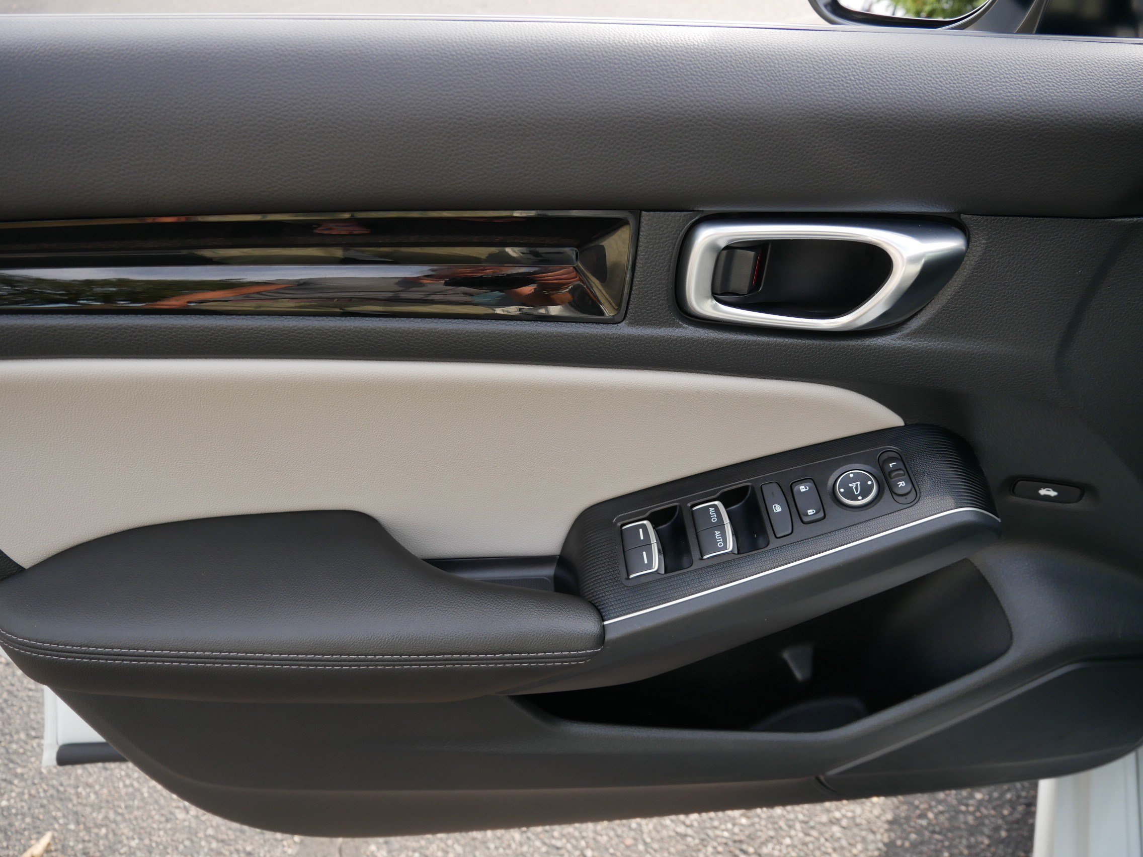 Used 2024 Honda Civic Touring image 19