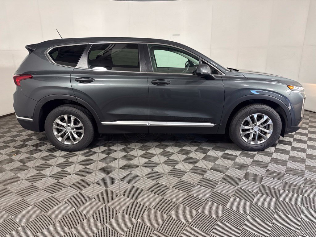 Used 2020 Hyundai Santa Fe SE AWD/4WD image 12