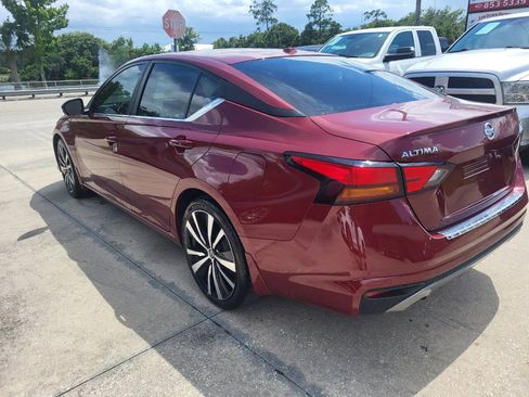 Used 2021 Nissan Altima 2.5 SR w/ SR Premium Package FWD image 29