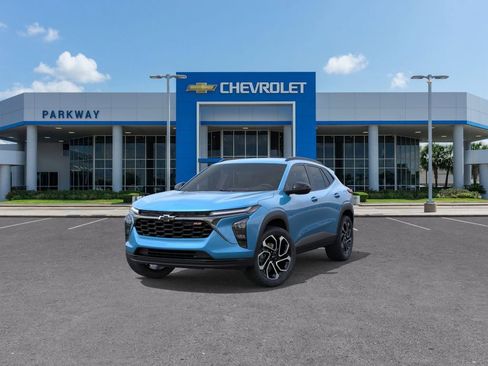 New 2026 Chevrolet Trax RS w/ Driver Confidence Package image 8