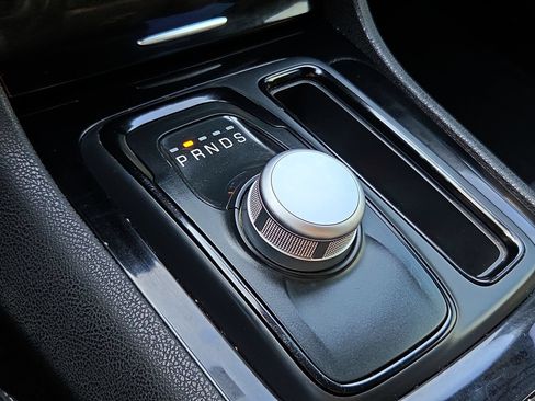 Used 2021 Chrysler 300 S RWD image 19