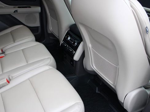 Used 2022 Lincoln Aviator AWD w/ Elements Package image 48